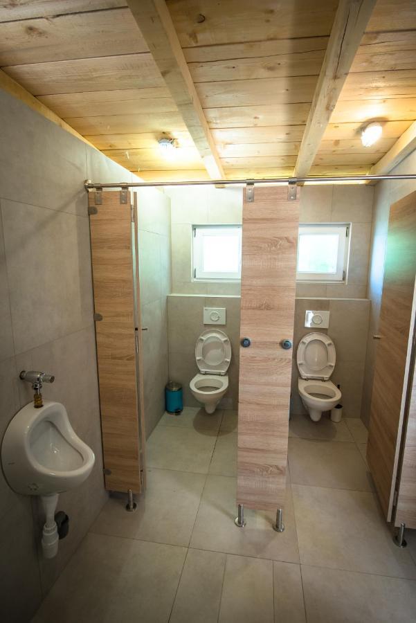 فندق Rock Oak Glamping 3 إيموتسكي المظهر الخارجي الصورة